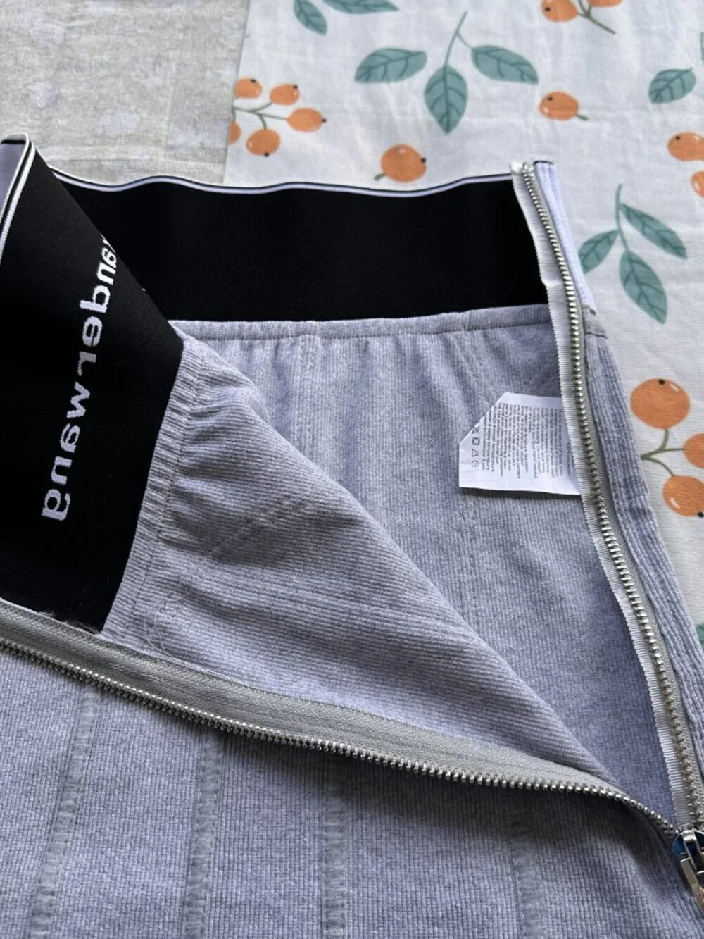 Alexander Wang Gray Corduroy Mini Skirt With Side Zipper - Picture 3 of 8